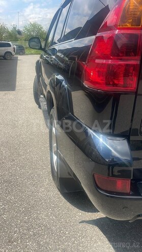 Toyota Land Cruiser Prado-5