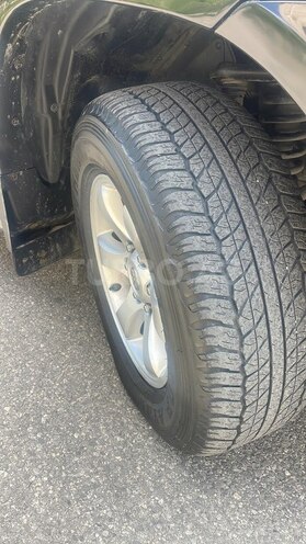 Toyota Land Cruiser Prado-10