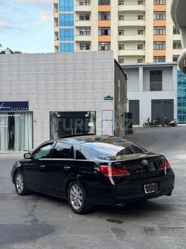 Toyota Avalon-8