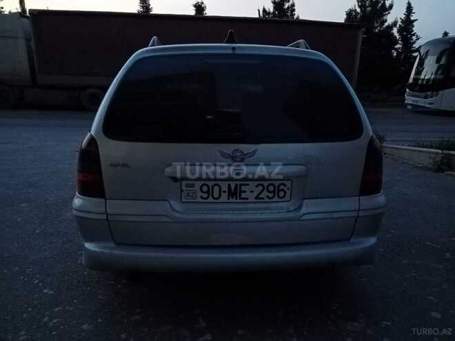 Opel Vectra-10