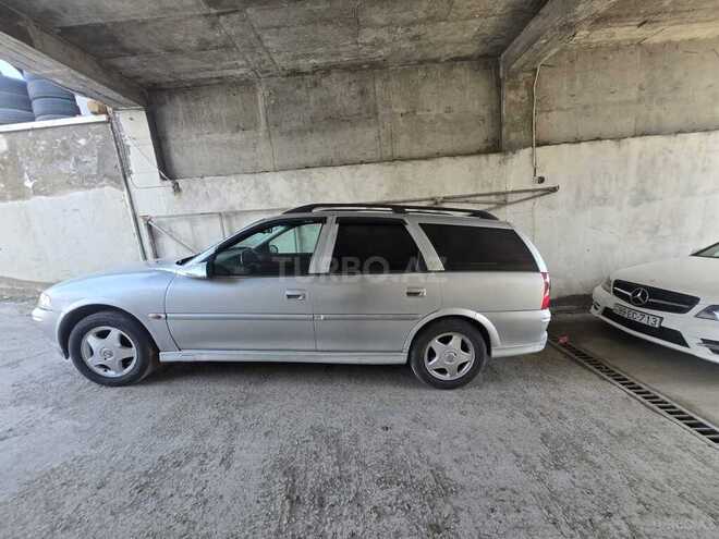 Opel Vectra-7
