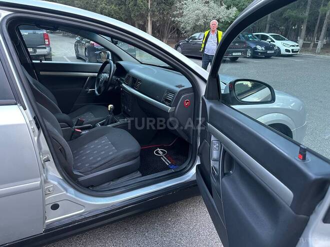 Opel Vectra-15