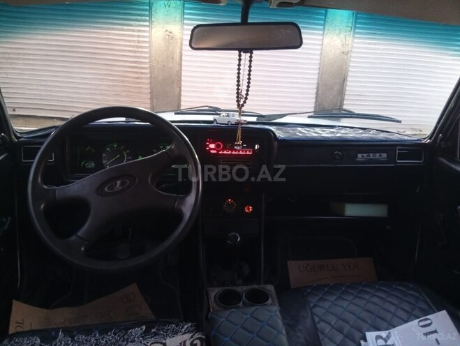 LADA (VAZ) 2107-8