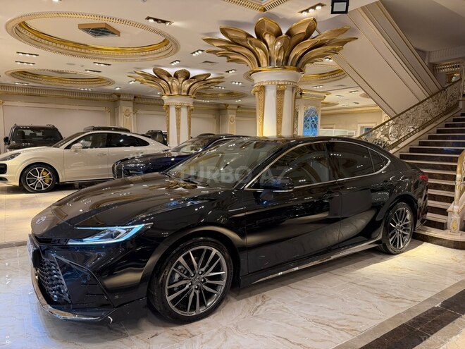Toyota Camry-4