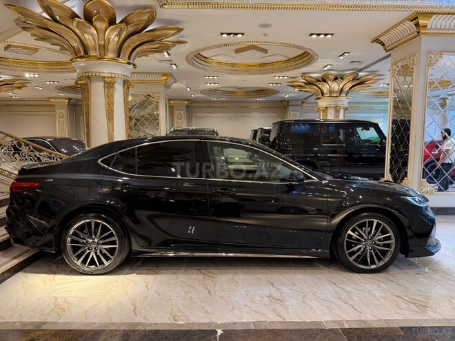 Toyota Camry-3