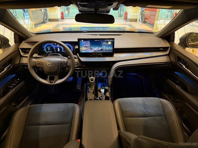 Toyota Camry-9