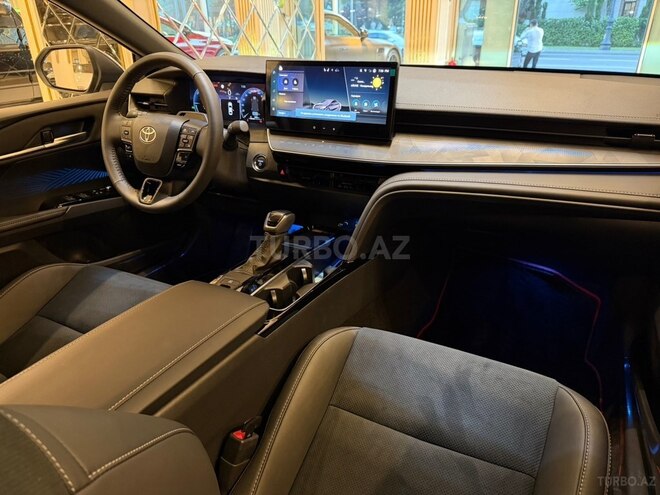 Toyota Camry-10
