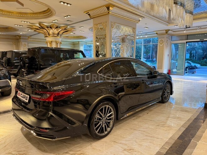 Toyota Camry-6