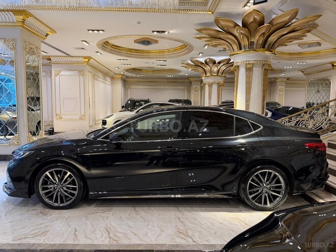 Toyota Camry-5