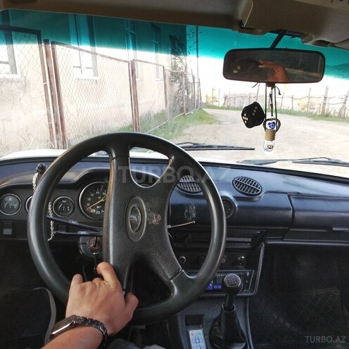 LADA (VAZ) 2106-4