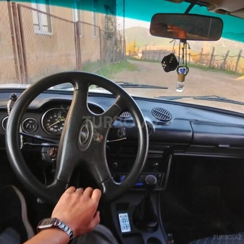 LADA (VAZ) 2106-5
