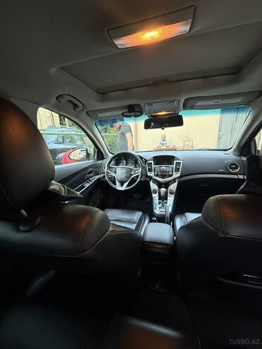 Chevrolet Cruze-9