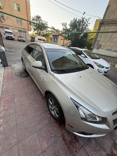Chevrolet Cruze-15