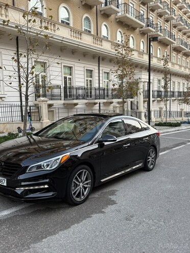 Hyundai Sonata-4