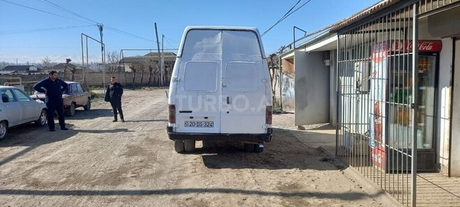 Ford Transit-6