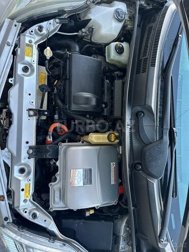 Toyota Prius-10