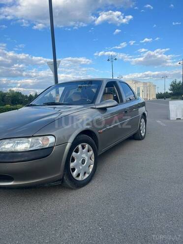 Opel Vectra-2