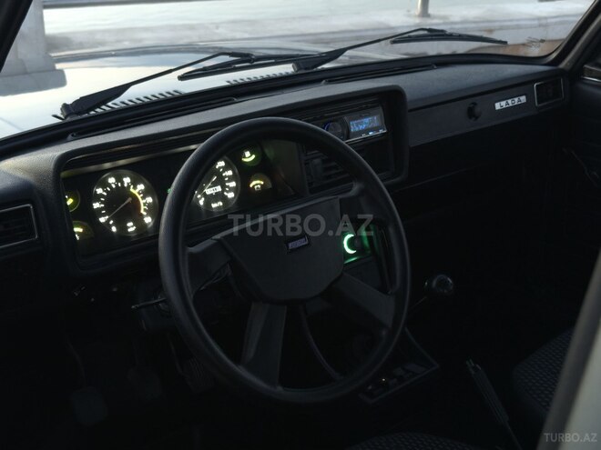 LADA (VAZ) 2107-8