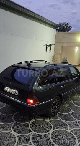 Mercedes C 220-2