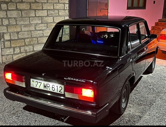 LADA (VAZ) 2107-2