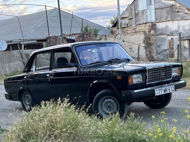 LADA (VAZ) 2107-4