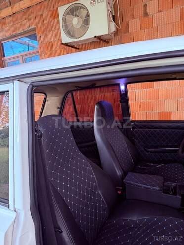 LADA (VAZ) 2107-16