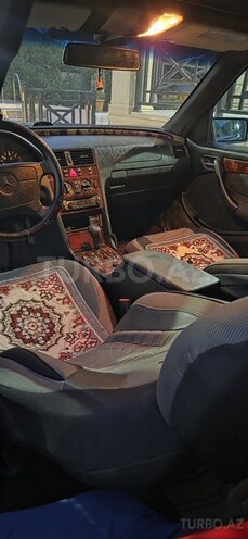 Mercedes C 220-7