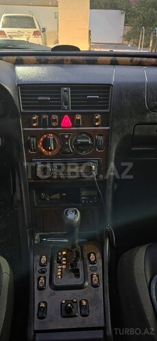Mercedes C 220-11