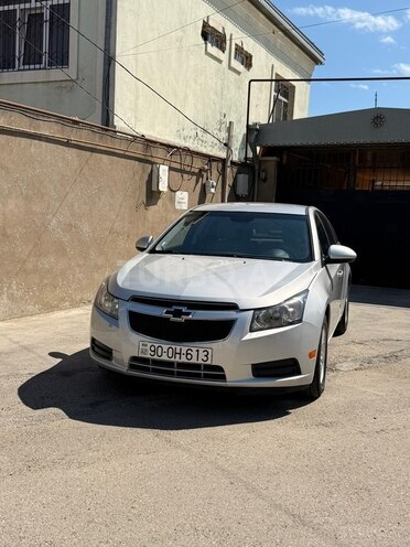 Chevrolet Cruze-1