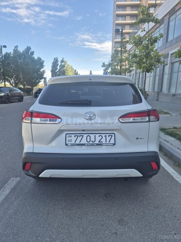 Toyota Corolla Cross-12