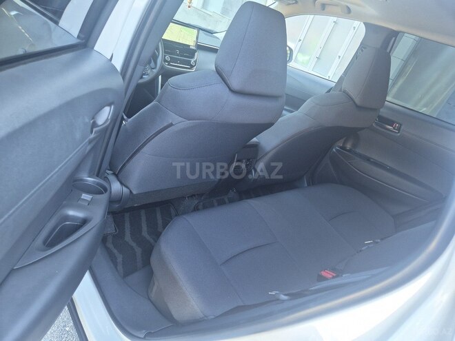Toyota Corolla Cross-16