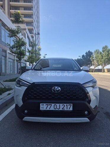 Toyota Corolla Cross-1