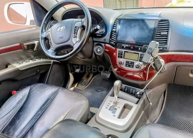 Hyundai Santa Fe-9