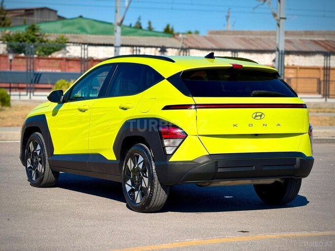 Hyundai Kona-6
