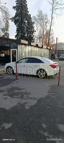 Chevrolet Cruze-11