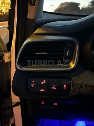 Kia Sorento-10