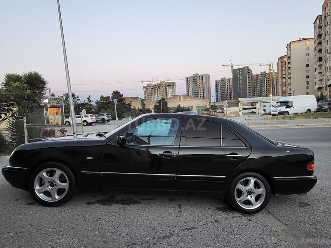 Mercedes E 280-16