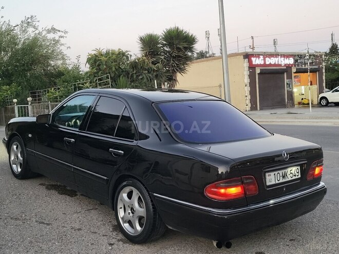 Mercedes E 280-14