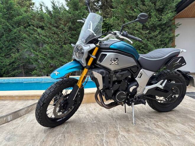 CFMOTO 700 CL-X Adventure-2