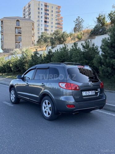 Hyundai Santa Fe-6