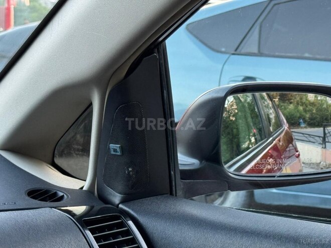 Toyota Prius-11