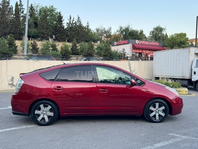 Toyota Prius-6