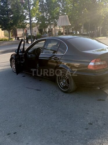 BMW 325-4