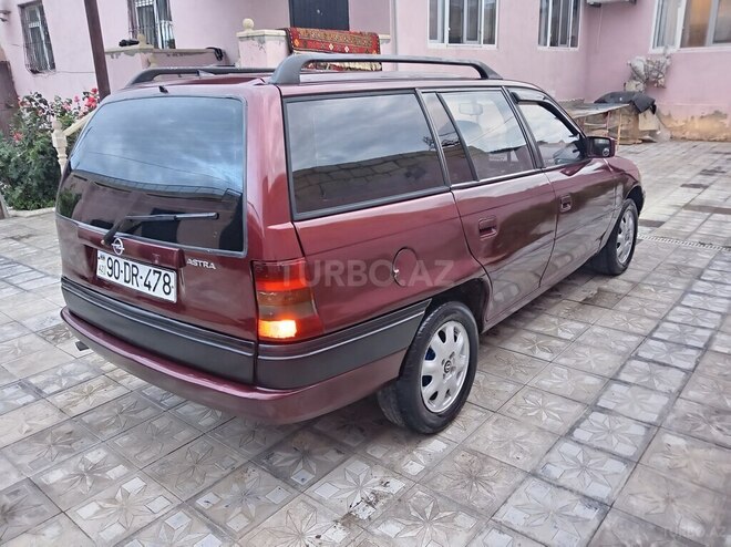 Opel Astra-7