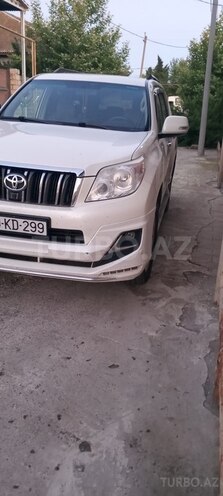 Toyota Land Cruiser Prado-4