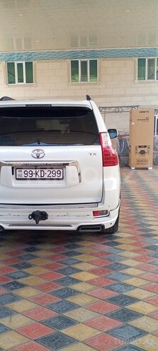 Toyota Land Cruiser Prado-7