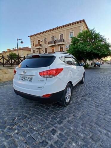 Hyundai ix35-5