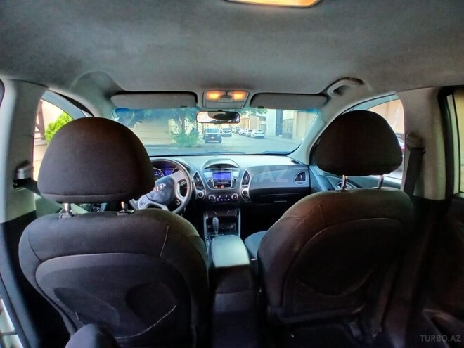 Hyundai ix35-10