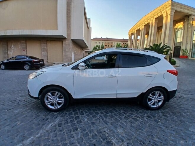 Hyundai ix35-7
