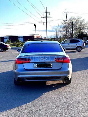 Audi A6-3